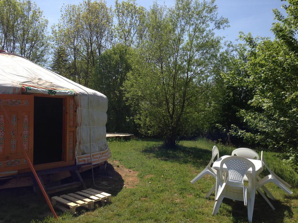 Camping Domaine De Mepillat Saint-Nizier-le-Bouchoux Room photo